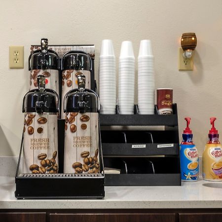 卡罗尔顿西乔治红顶套房酒店 外观 照片